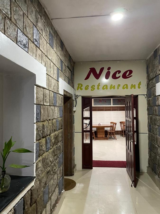 Hotel Caveri Madikeri Exterior foto